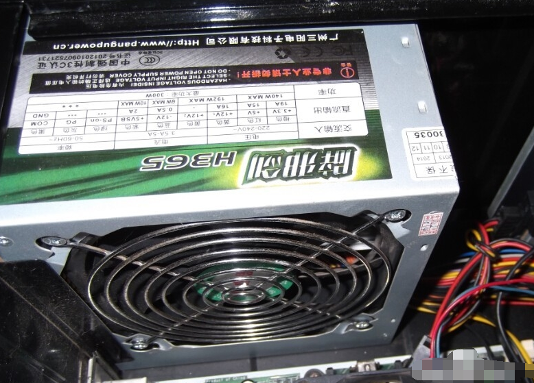 拆开电脑机箱教程 拆开电脑机箱教程