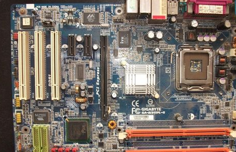 1503653452156807.png 机箱