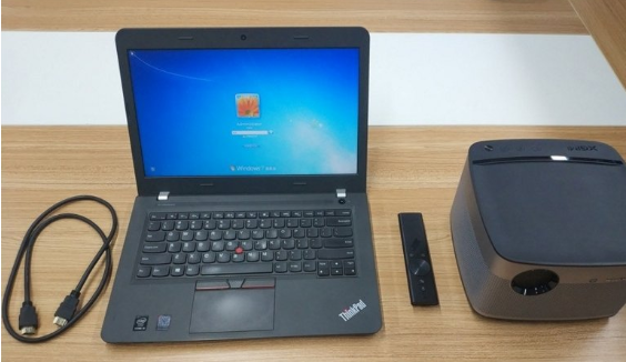 投影仪怎么连接电脑 投影仪怎么连接电脑